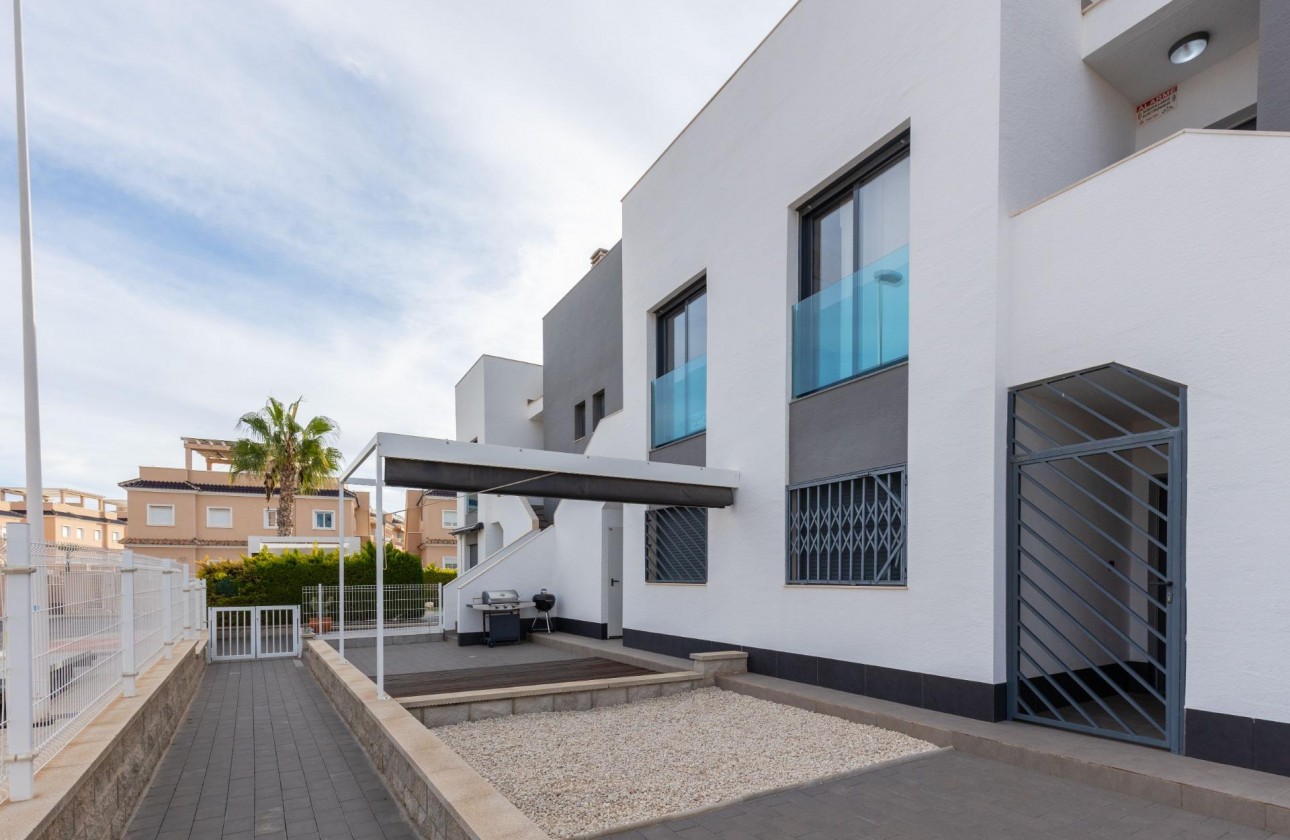 Segunda Mano - Bungalow - Torrevieja - Los Balcones - Los Altos del Edén
