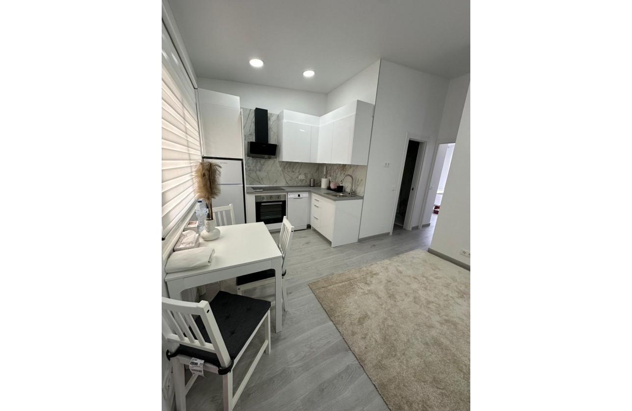 Segunda Mano - Bungalow - Torrevieja - Playa del cura