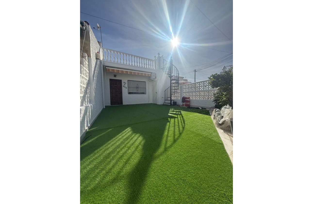 Segunda Mano - Bungalow - Torrevieja - Torretas