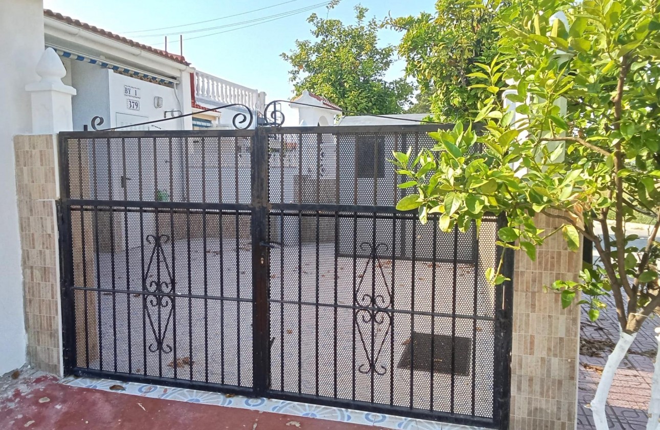 Segunda Mano - Bungalow - Torrevieja - Torretas