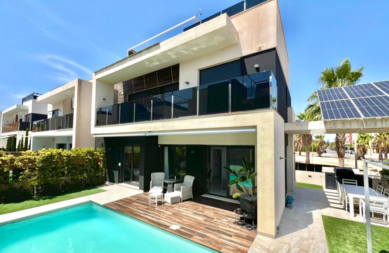 Segunda Mano - Chalet - Orihuela Costa - Lomas de Cabo Roig