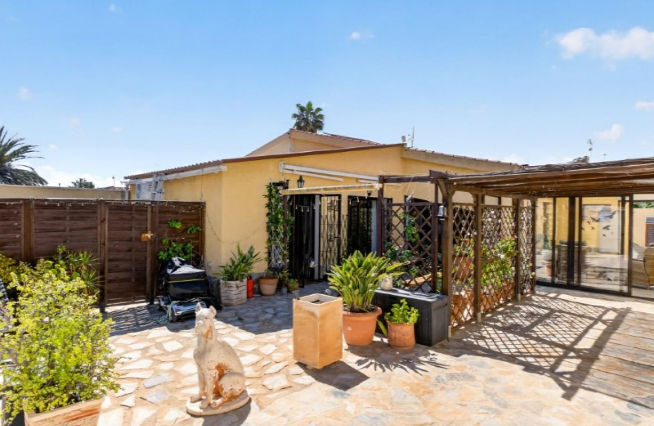 Segunda Mano - Chalet - Torrevieja - Costa Blanca