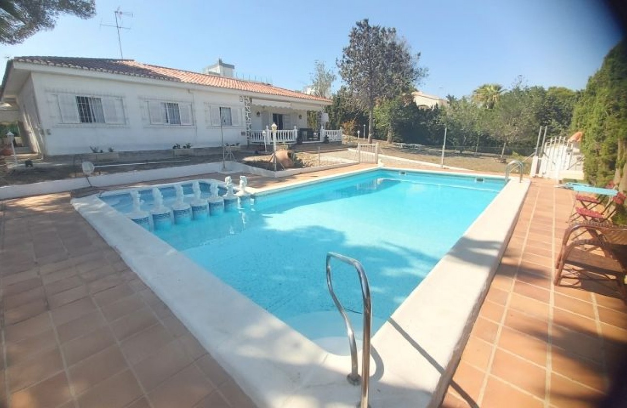 Segunda Mano - Chalet - Torrevieja