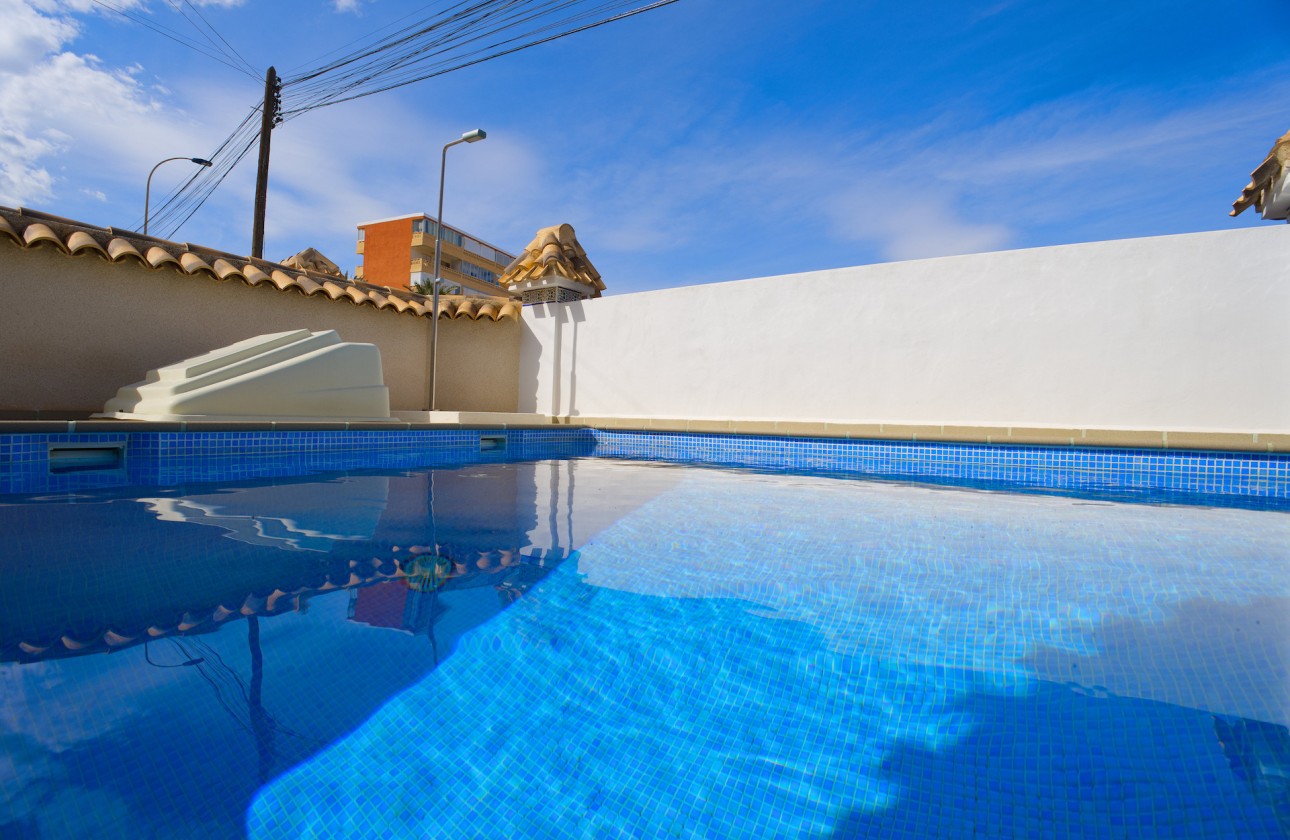 Segunda Mano - Chalet - Torrevieja