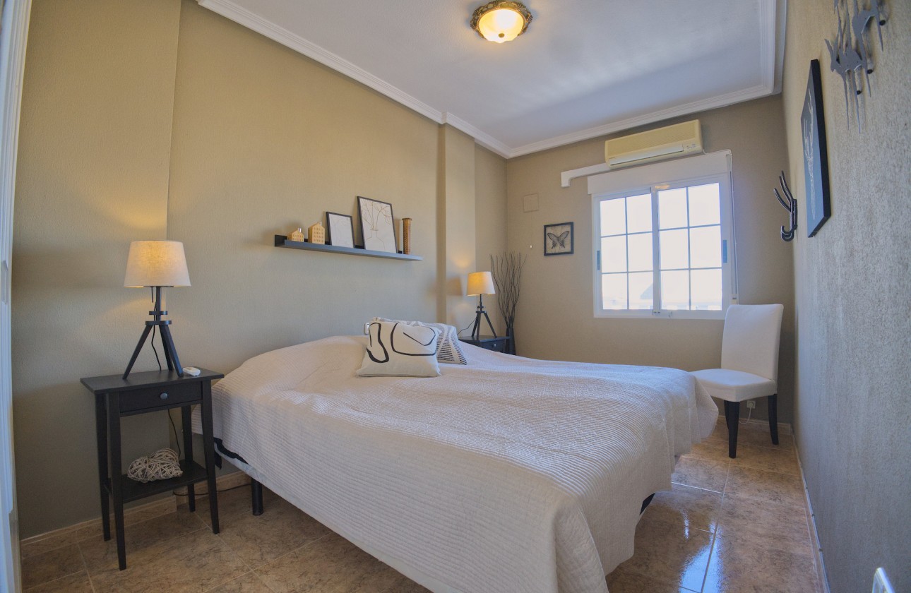 Segunda Mano - Chalet - Torrevieja