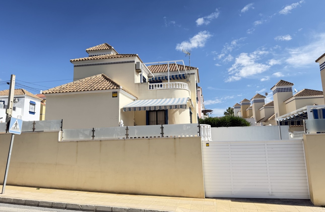 Segunda Mano - Chalet - Villamartin