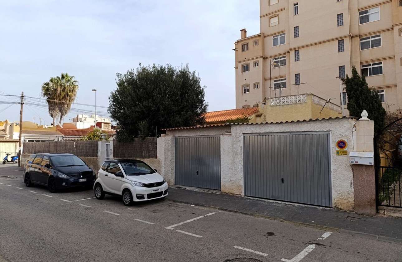 Segunda Mano - Finca - Torrevieja - Nueva Torrevieja