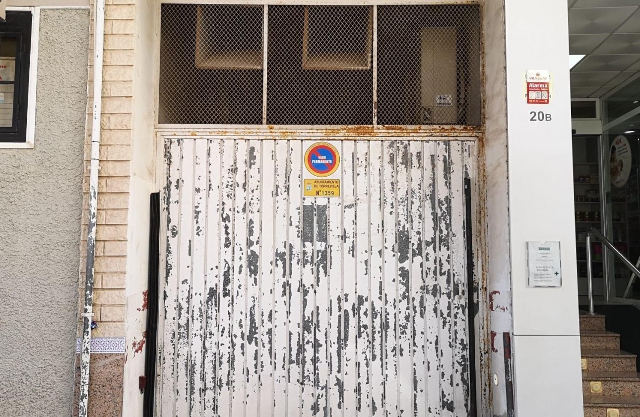 Segunda Mano - Garaje - Torrevieja - Centro