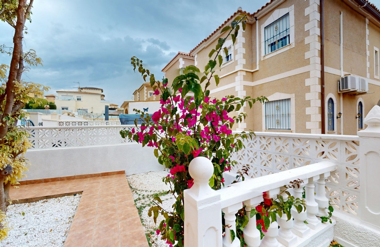 Segunda Mano - House - Townhouse - San Miguel de Salinas - BLUE LAGOON