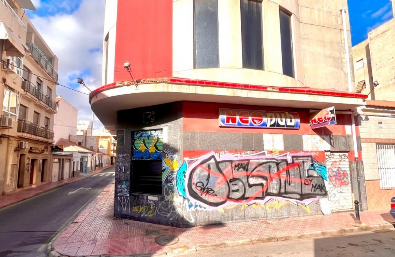 Segunda Mano - Local - Torrevieja - Playa del Cura