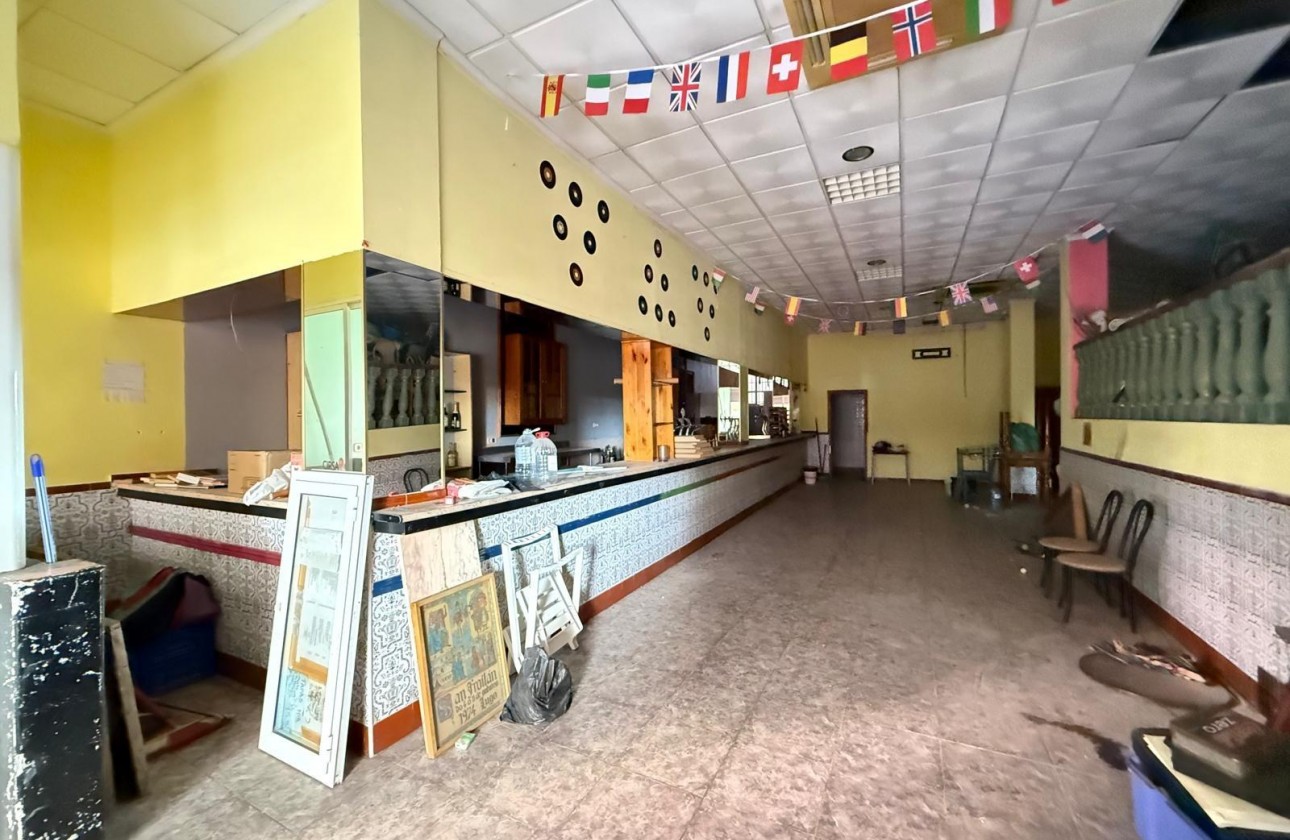 Segunda Mano - Local - Torrevieja - Playa del cura