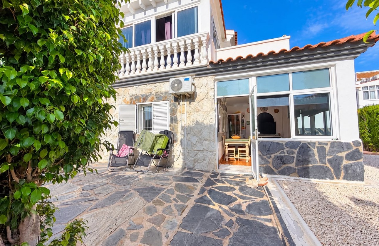 Segunda Mano - Semi - Detached Villa - Alicante - La Florida