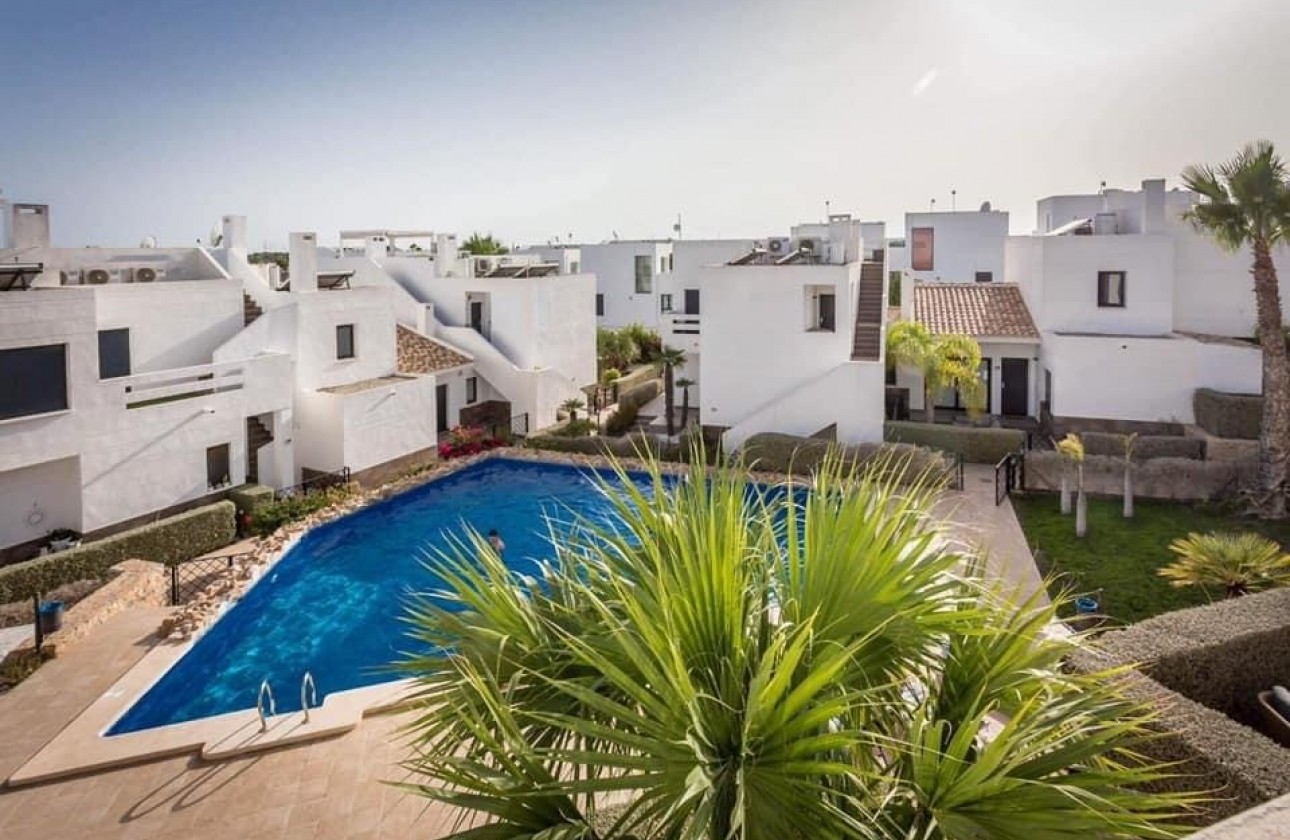Segunda Mano - Semi - Detached Villa - Las Ramblas Golf