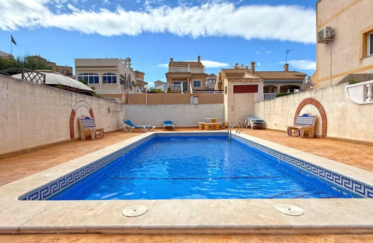 Segunda Mano - Semi Detached Villa - Orihuela Costa - Los Altos
