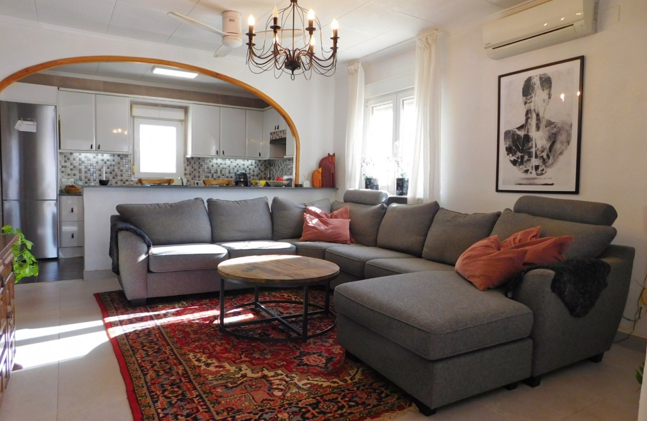 Segunda Mano - Semi - Detached Villa - Torrevieja - San Luis