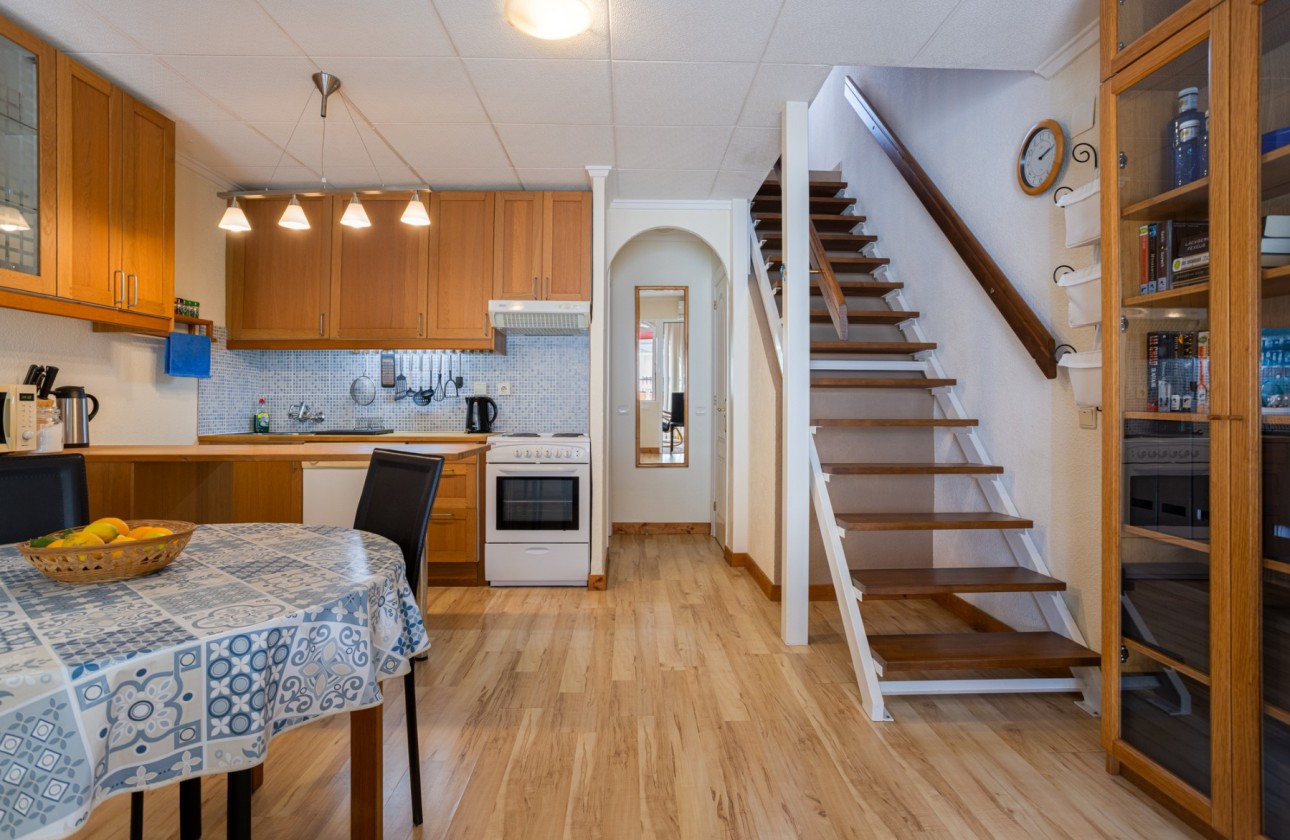 Segunda Mano - Terraced house / Townhouse - Torrevieja - La Siesta