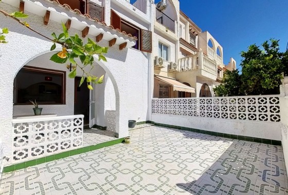 Townhouse - Resale - Torrevieja - 123T-82842