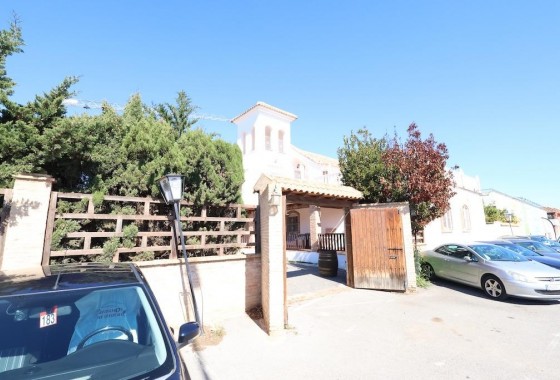 Villa - Revente - Orihuela Costa - 123Y-63659