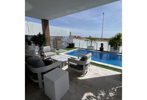 Villa - Revente - Orihuela Costa - Entre Naranjos Vistabella Golf