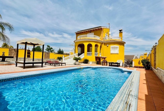 Villa - Revente - Orihuela Costa - Urb. Montepinar