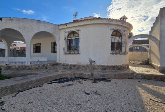 Villa - Revente - Torrevieja - El Chaparal