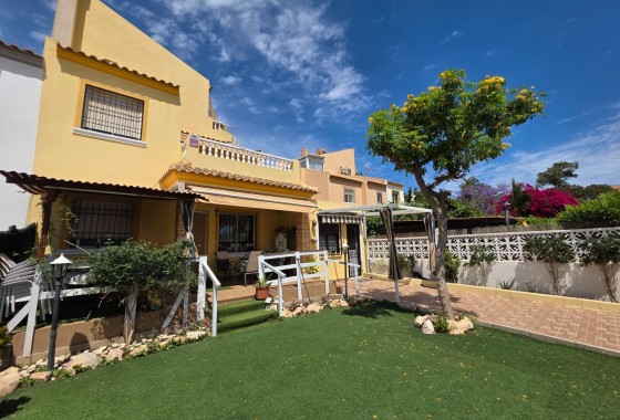 Villa - Revente - Torrevieja - Playa del cura