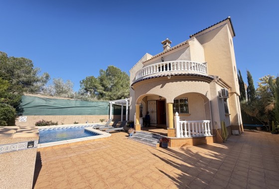 Villa - Revente - Villamartin - 123F-90968