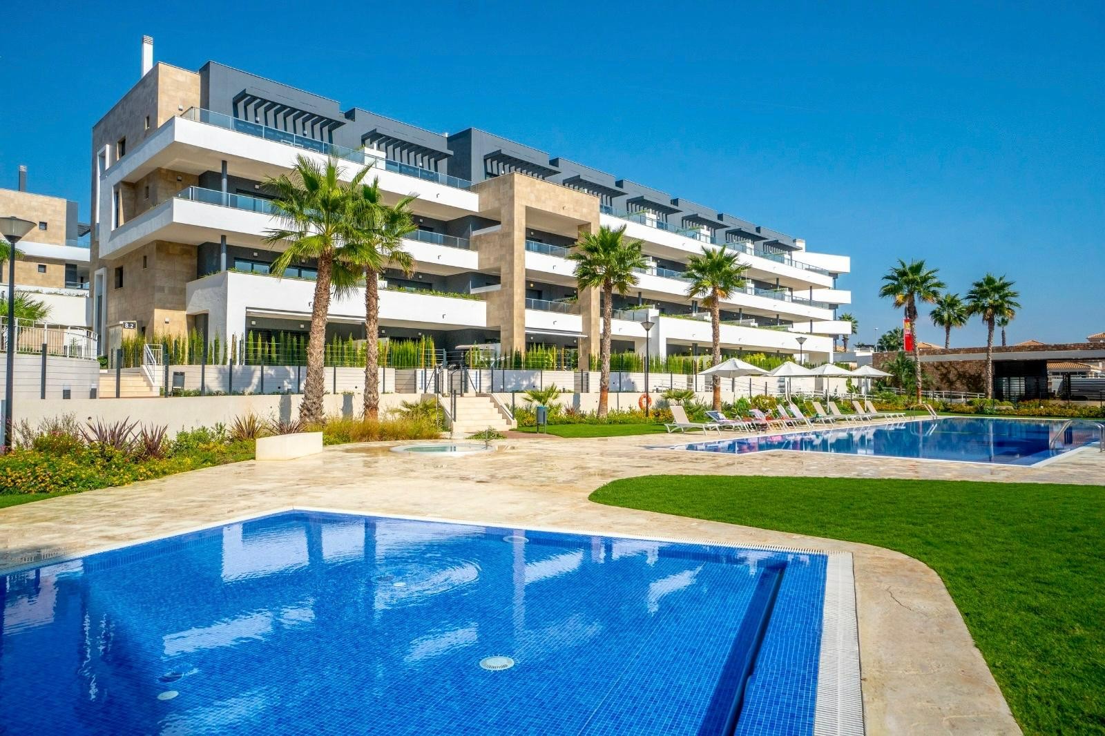 Apartment in Playa Flamenca - view 1