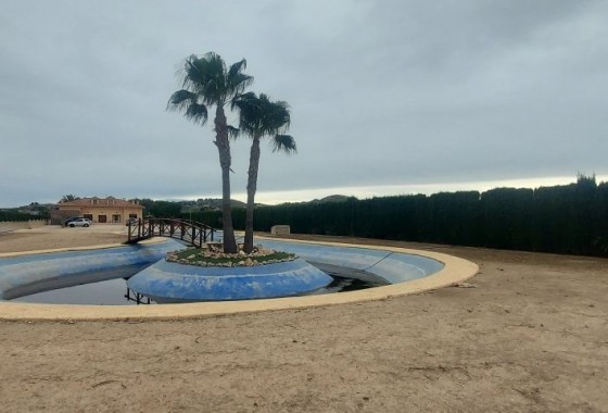 Resale - Detached Villa - Hondón de las Nieves