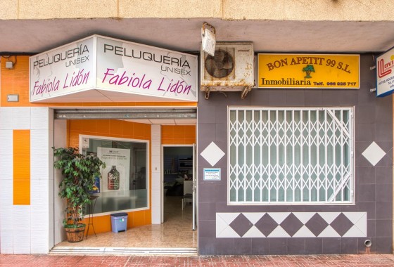 Resale - Commercial - Torrevieja - La Mata