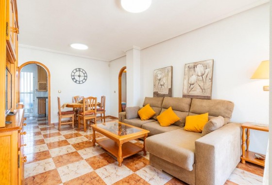 Resale - Apartment - Orihuela Costa - Montezenia