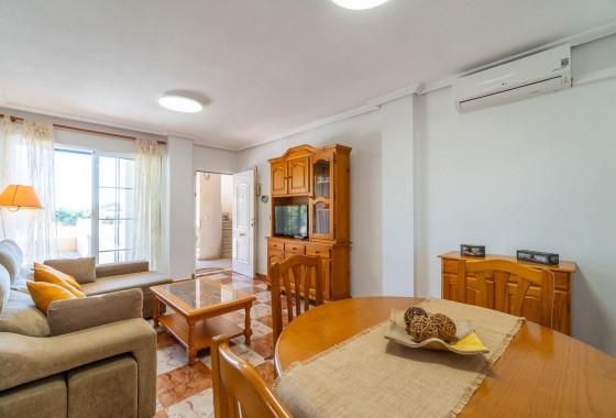 Resale - Apartment - Orihuela Costa - Montezenia