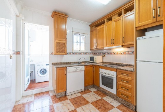 Resale - Apartment - Orihuela Costa - Montezenia