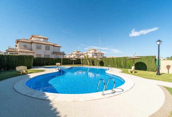 Resale - Apartment - Orihuela Costa - Montezenia