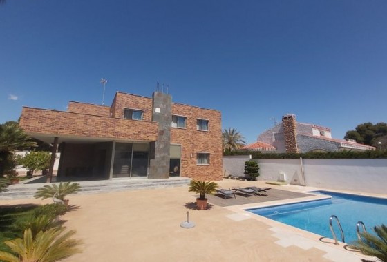 Resale - Detached Villa - Orihuela Costa