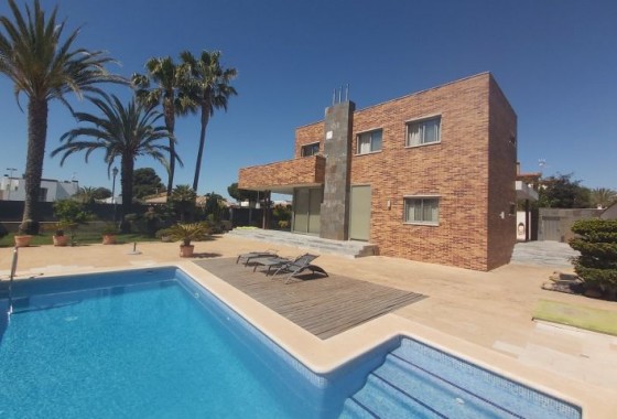 Resale - Detached Villa - Orihuela Costa