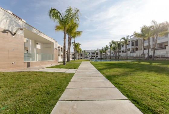 Obra nueva - Bungalow - Torrevieja - Los balcones