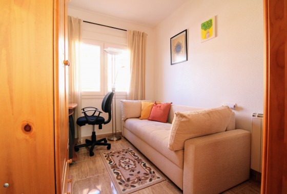 Segunda Mano - Apartamento - Torrevieja - Acequion