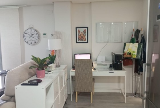 Resale - Apartment - Orihuela Costa - La Zenia