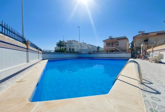 Resale - Apartment - Orihuela Costa - La Zenia