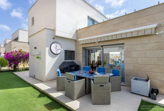 Resale - Detached Villa - Orihuela Costa - Vistabella Golf