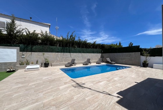 Resale - Detached Villa - Torrevieja - Los balcones