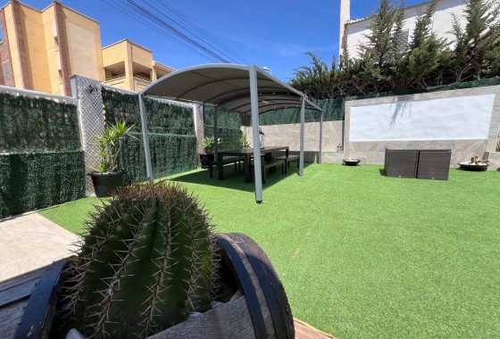 Revente - Villa - Torrevieja - Los balcones