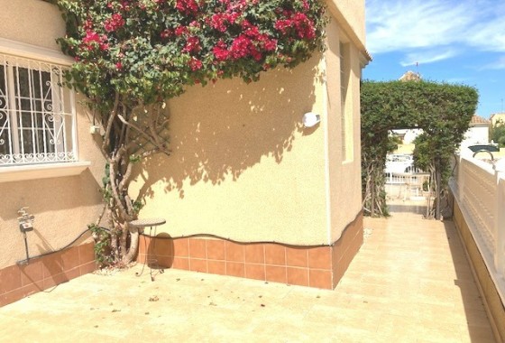 Resale - detached-villa - San Miguel de Salinas - Blue Lagoon - El Galan