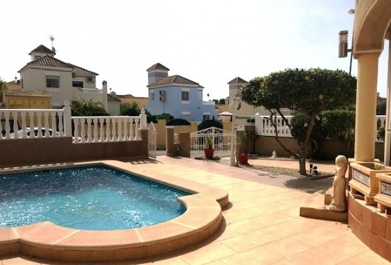 Resale - detached-villa - San Miguel de Salinas - Blue Lagoon - El Galan