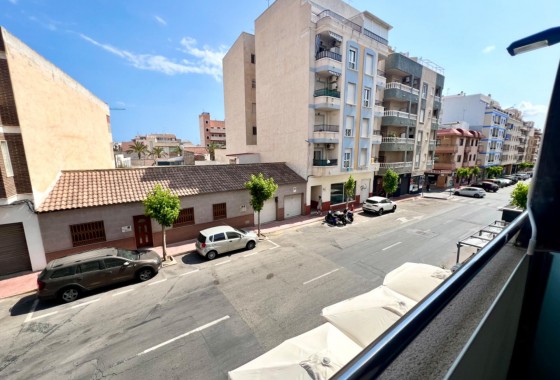 Resale - Apartment - Torrevieja - Centro