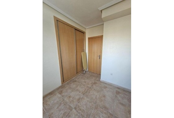 Segunda Mano - Apartamento - Torrevieja - Acequion