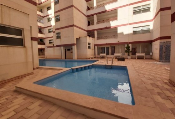 Resale - Apartment - Torrevieja