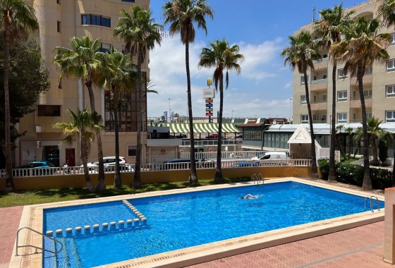 Resale - Apartment / flat - Punta Prima - Punta Prima Torrevieja