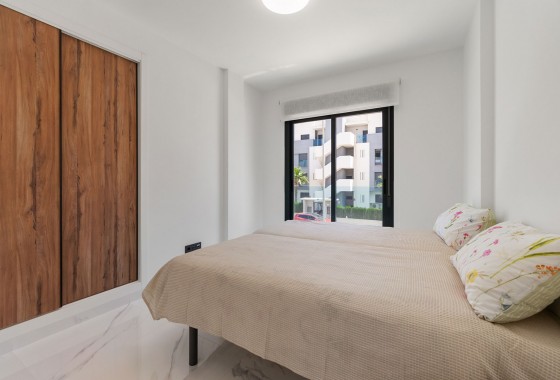 Resale - Apartment - Guardamar del Segura - El Raso